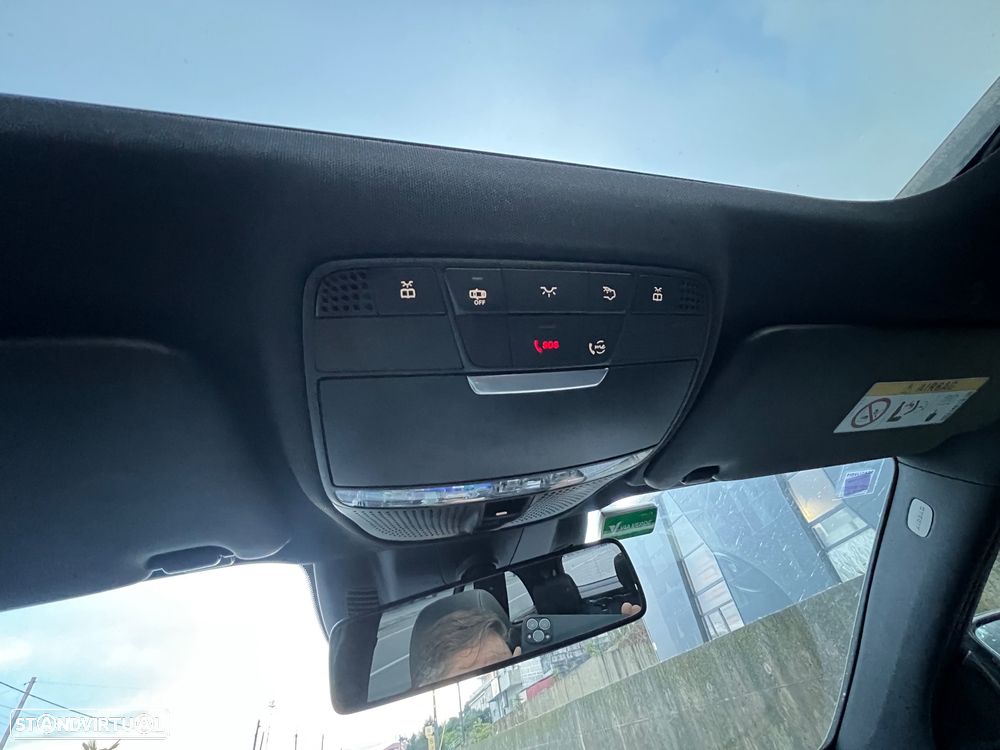 Mercedes-Benz E 300 - 30