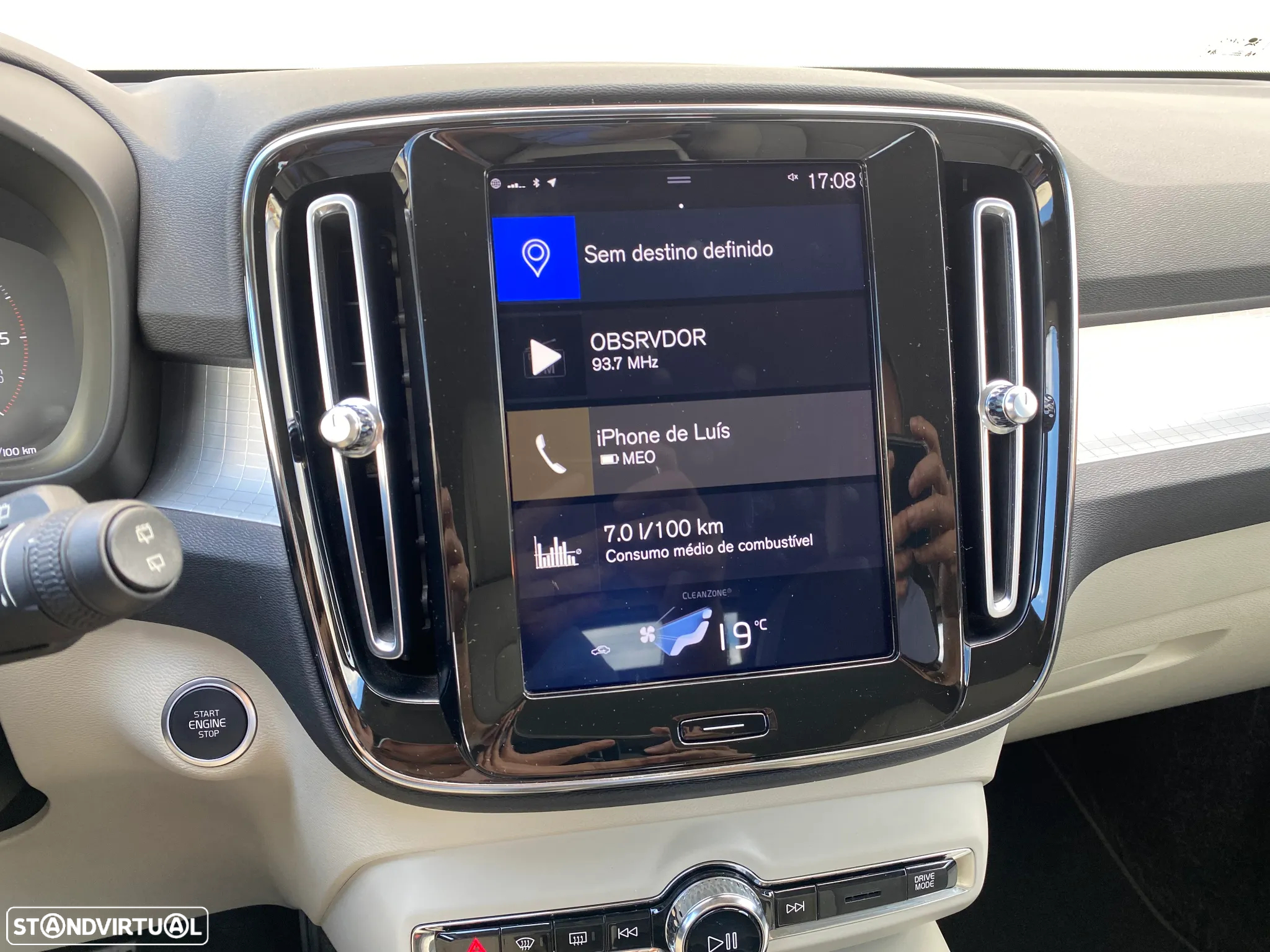 Volvo XC 40 2.0 D3 Momentum Plus Geartronic - 19