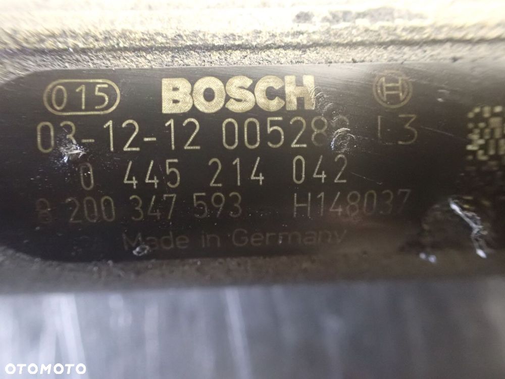 LISTWA WTRYSKOWA OPEL VIVARO A 2.5 8200347593 - 5