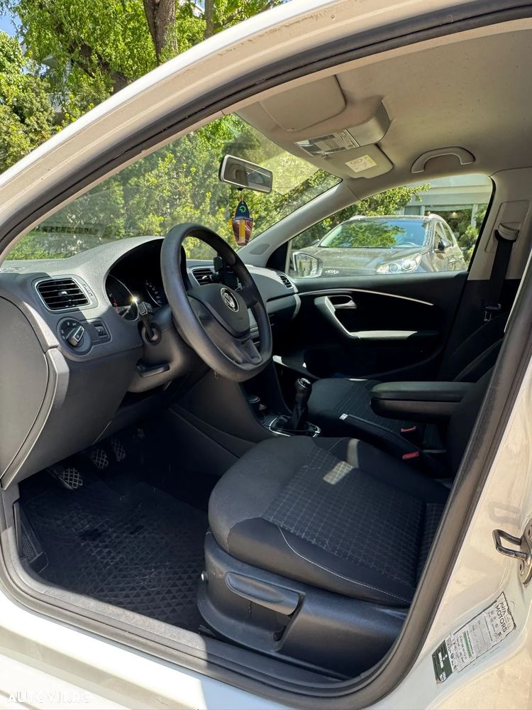 Volkswagen Polo 1.2 TSI BMT Comfortline - 12