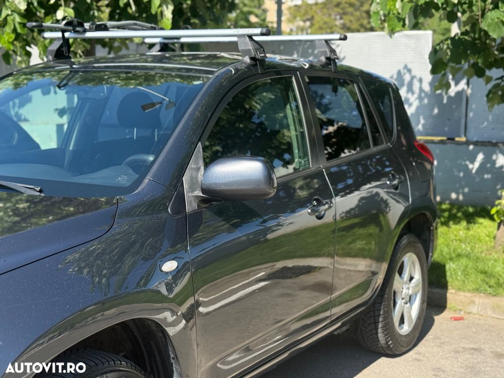 Toyota RAV4 2.2 D-4D Executive - 3