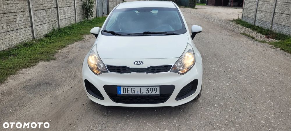 Kia Rio 1.2 Attract - 4