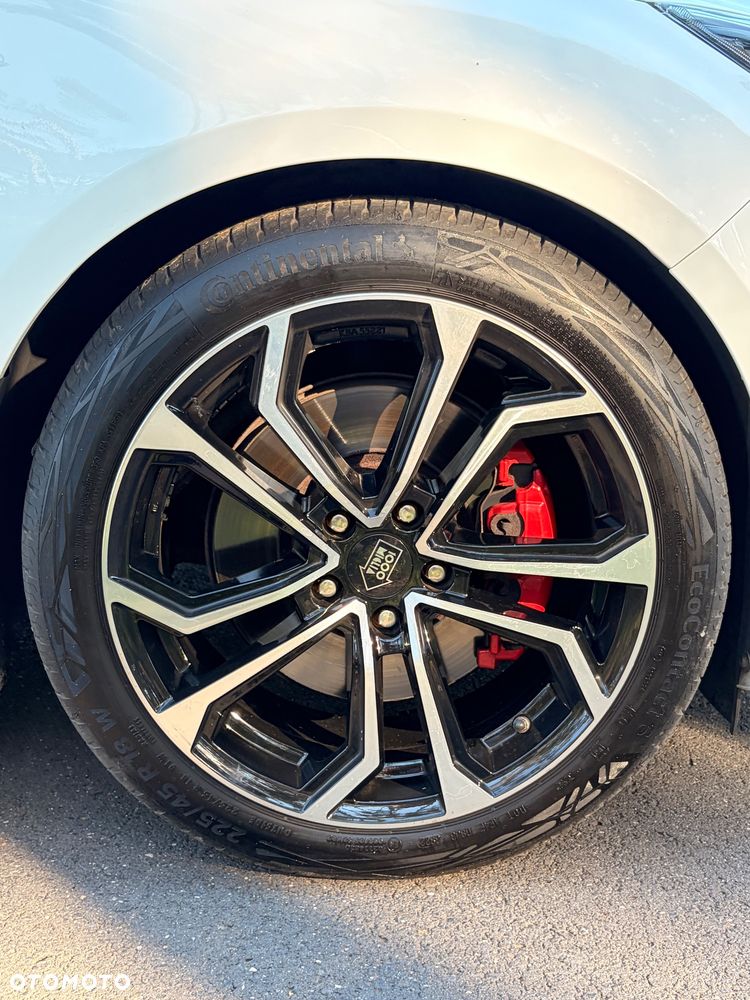 Ford Focus 2.0 EcoBoost ST-2 - 30