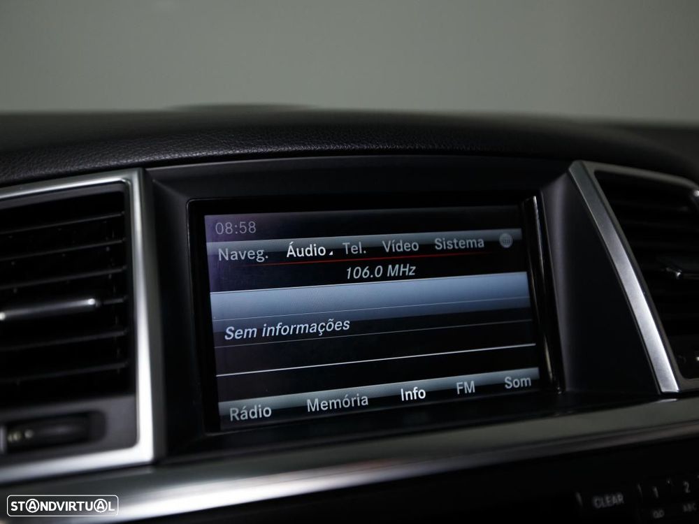 Mercedes-Benz ML 250 - 25