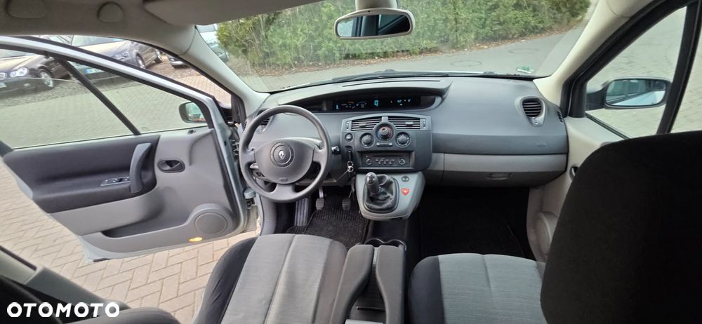 Renault Scenic - 29