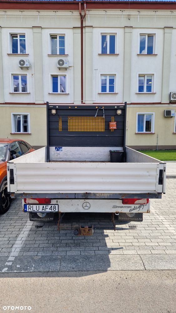 Mercedes-Benz Sprinter - 7