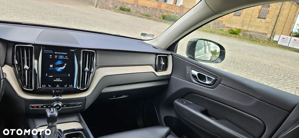 Volvo XC 60 T4 Inscription - 33