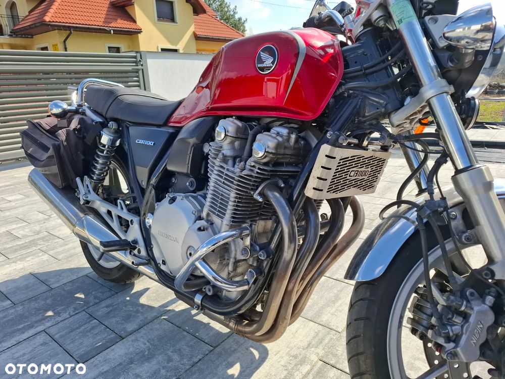 Honda CB - 11