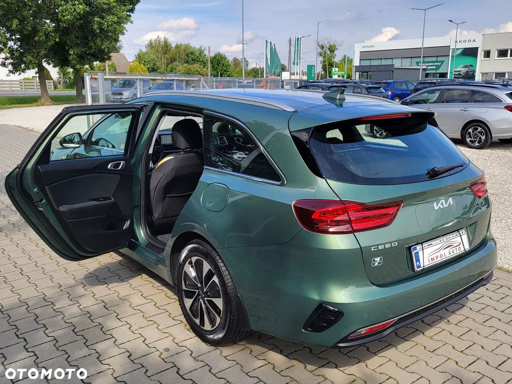 Kia Ceed 1.5 T-GDI M - 13