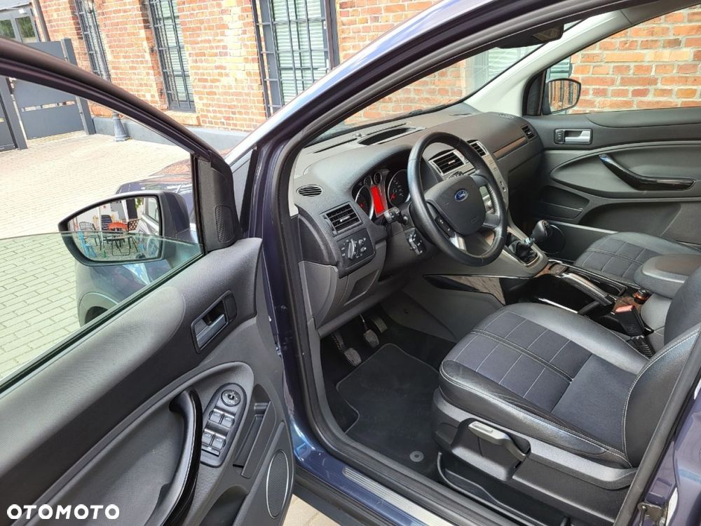 Ford Kuga - 15