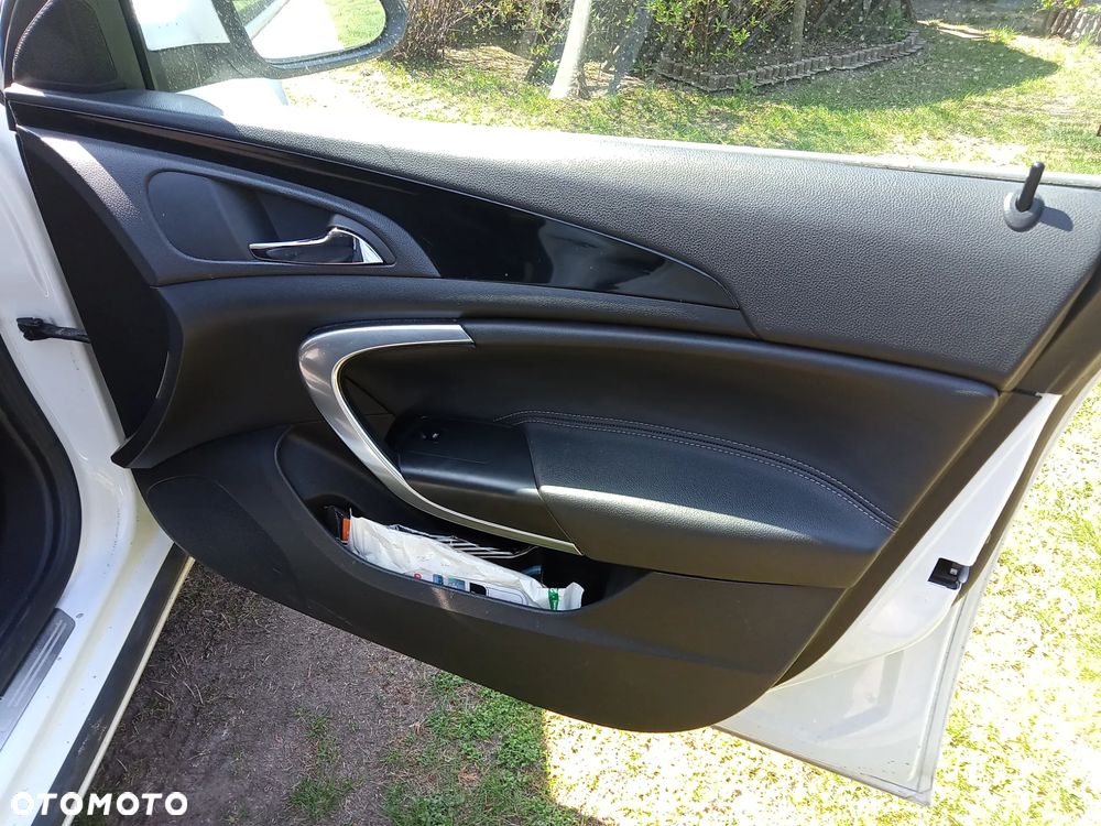 Opel Insignia 2.0 CDTI - 10