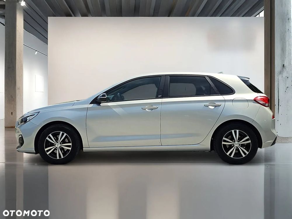 Hyundai i30 1.4 GO - 2