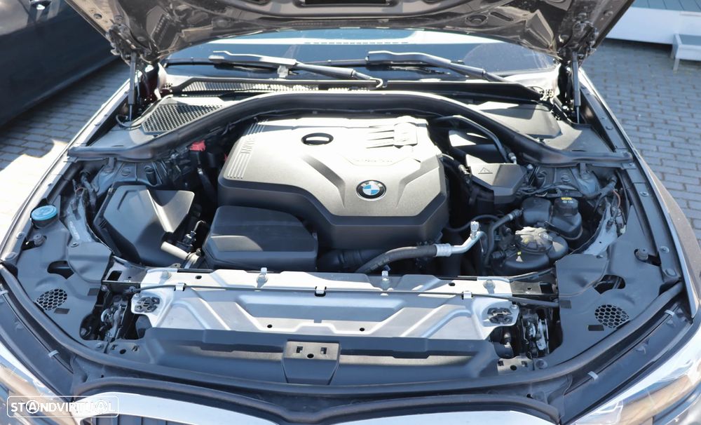 BMW 330 i Aut. Sport Line - 35