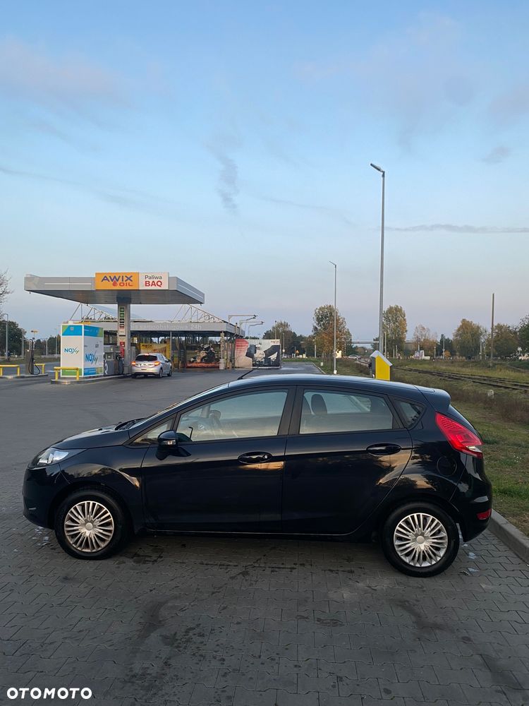 Ford Fiesta - 8