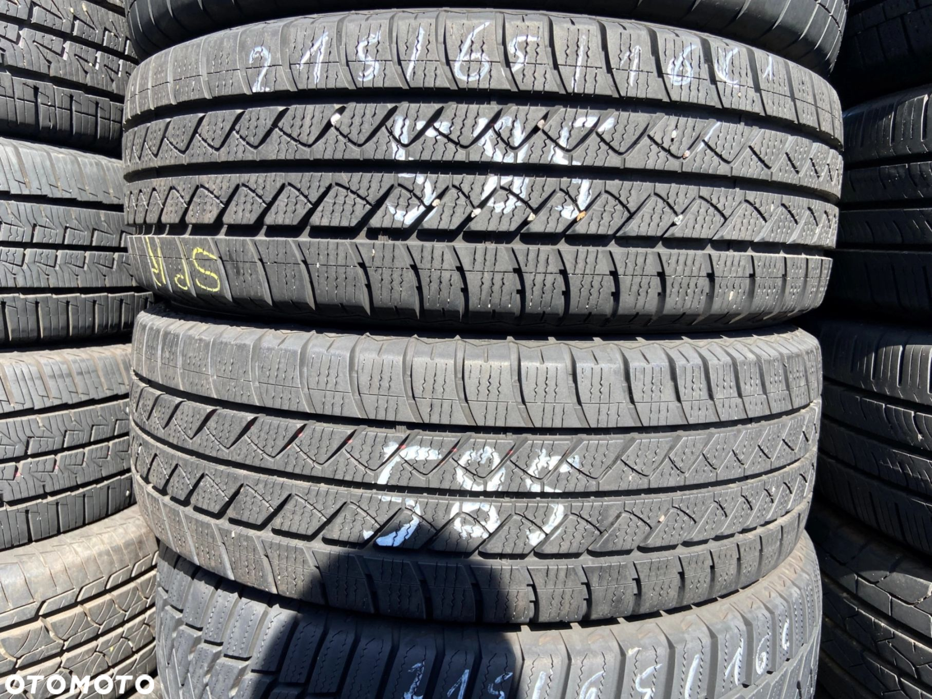 215/65/16C Goodyear Vector Cargo_8mm_2szt_(585) - 2