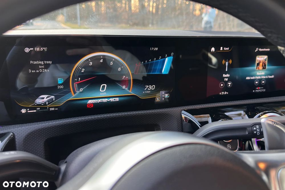 Mercedes-Benz CLA AMG 45 4-Matic 8G-DCT - 28
