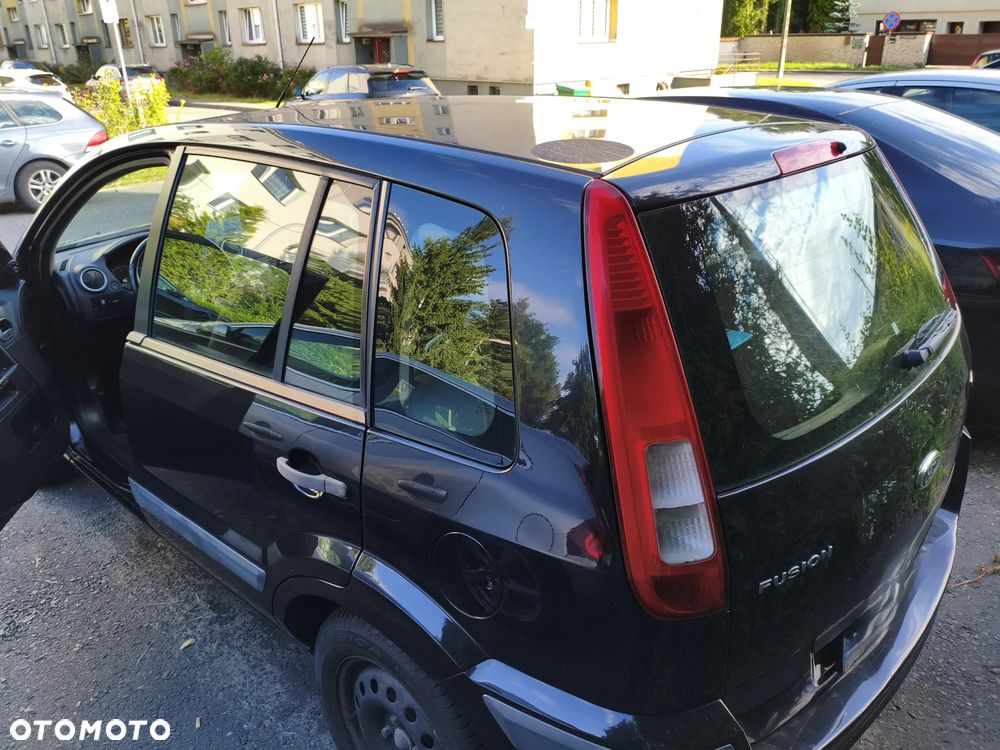Ford Fusion 1.6 TDCI Ambiente - 5