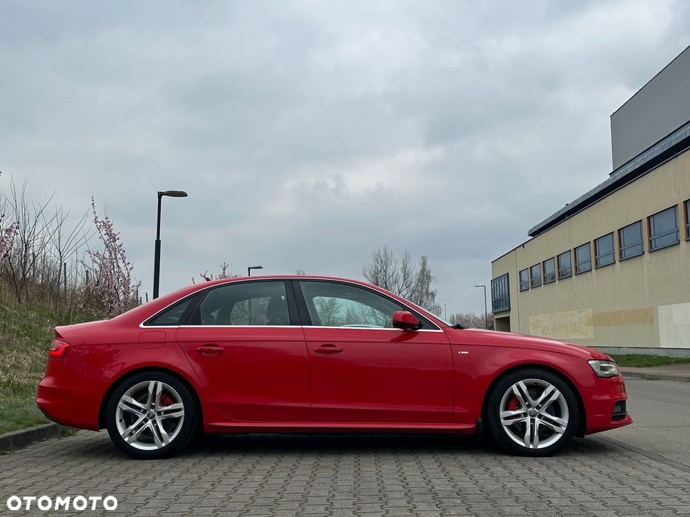 Audi A4 Limousine 1.8 TFSI S line Sportpaket - 13