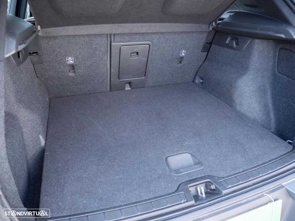 Volvo XC 40 Recharge Pro - 15