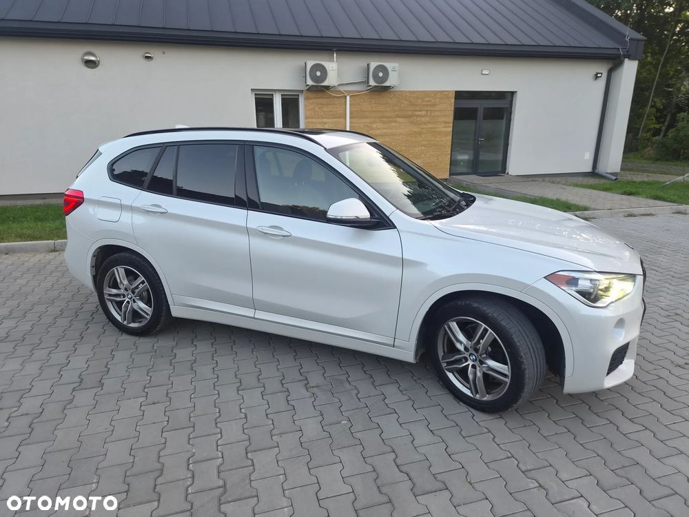 BMW X1 xDrive25i M Sport - 11