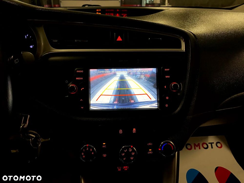 Kia Ceed 1.6 GDI ISG Platinum Edition - 17