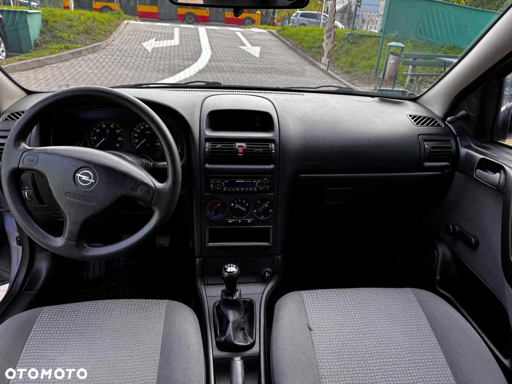 Opel Astra - 8