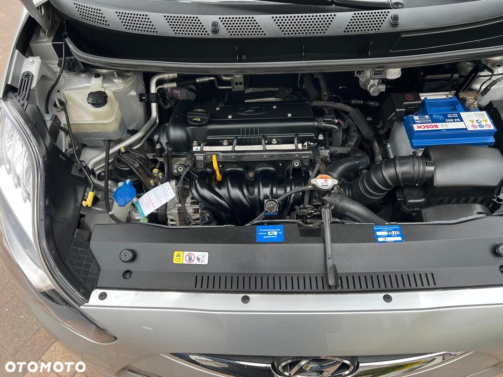 Hyundai ix20 1.4 Trend - 13
