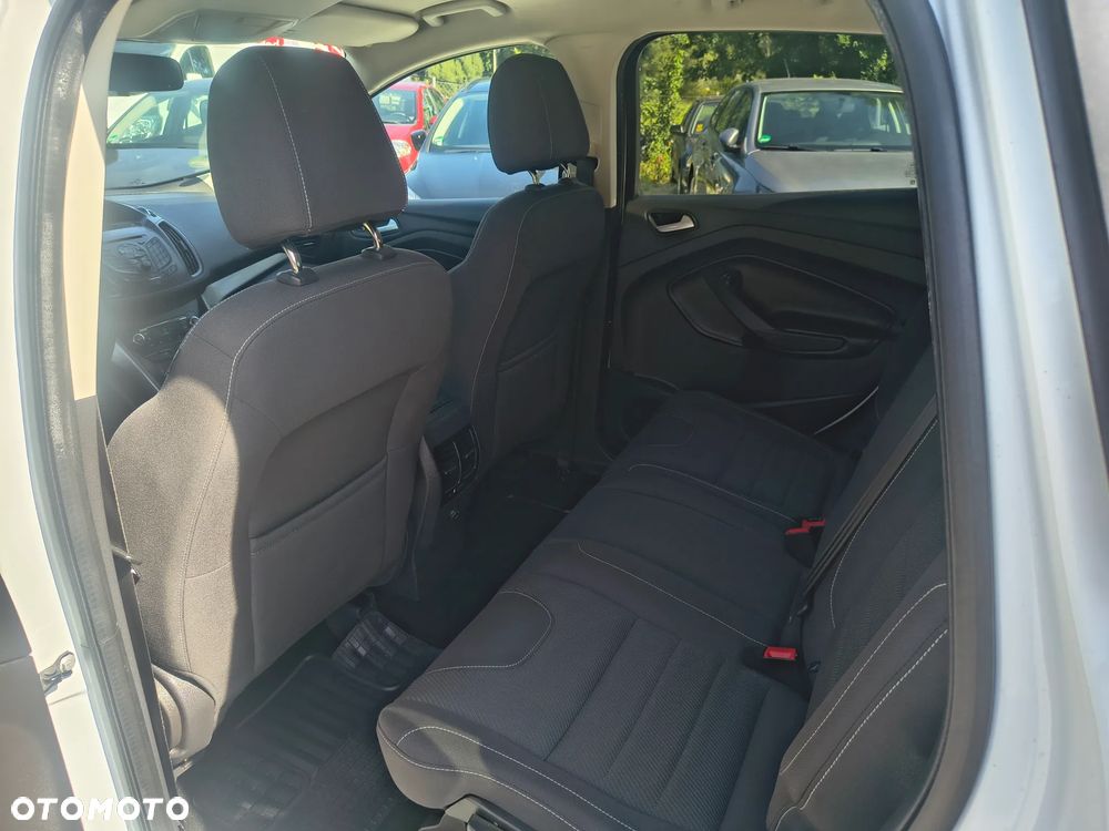 Ford Kuga 2.0 TDCi 2x4 Champions Edition - 18