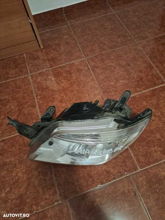 Far dreapta Mitsubishi Outlander an 2003-2008 original Europa - 2