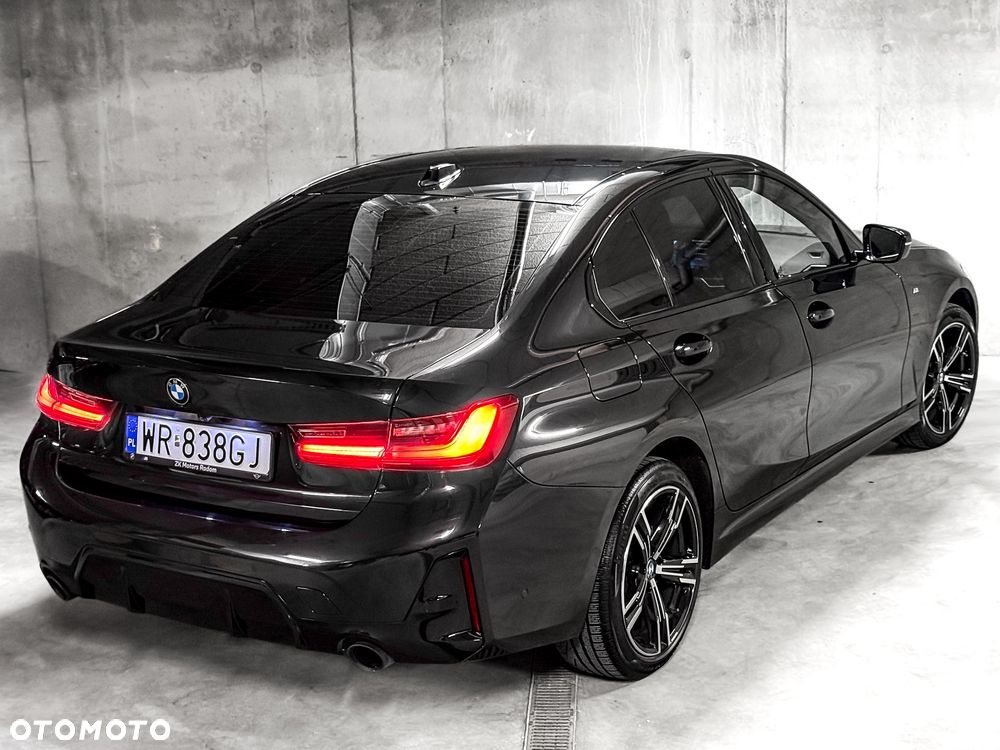 BMW Seria 3 318i M Sport Edition - 7