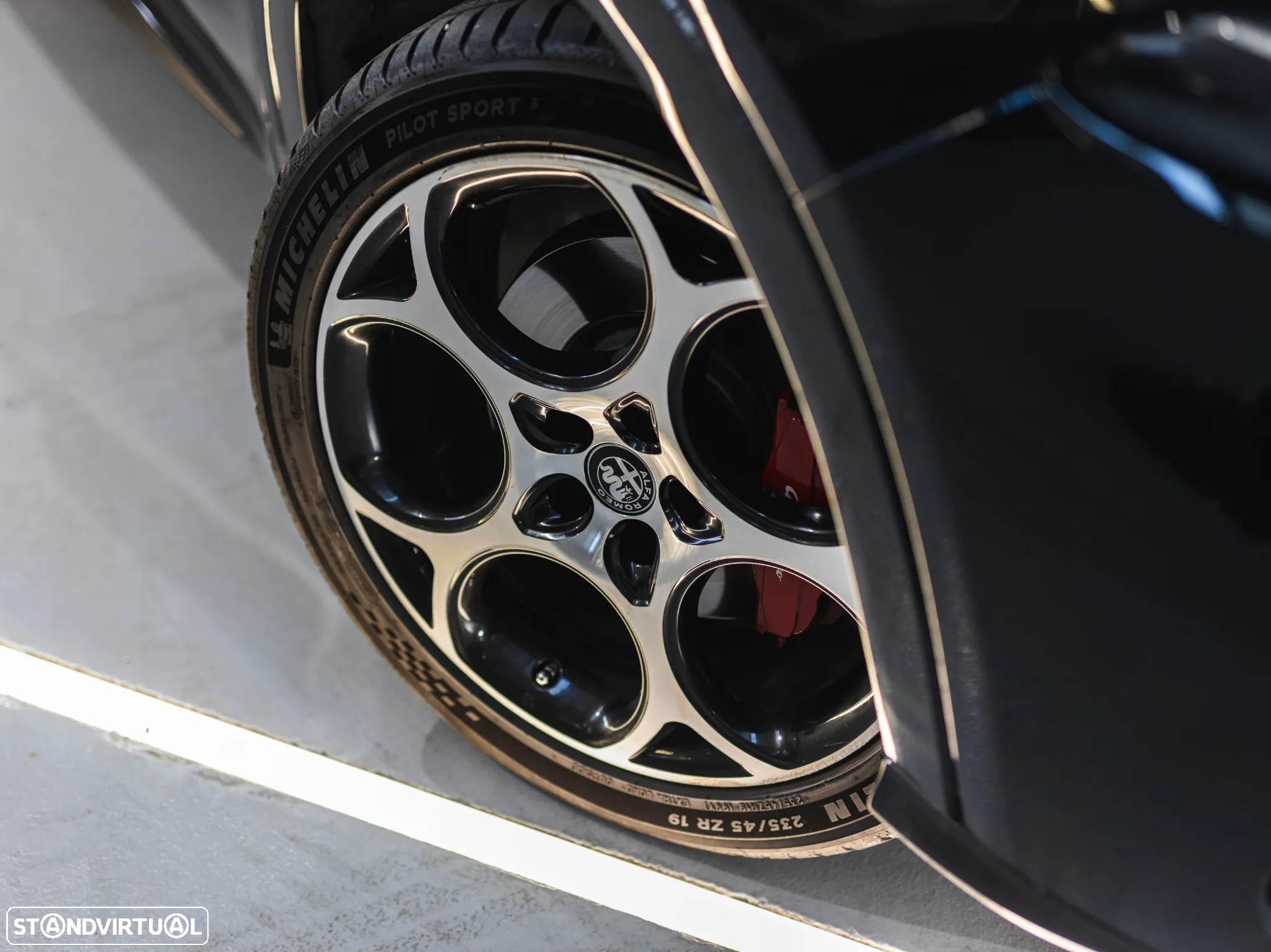 Alfa Romeo Tonale 1.5 Hybrid Veloce - 8