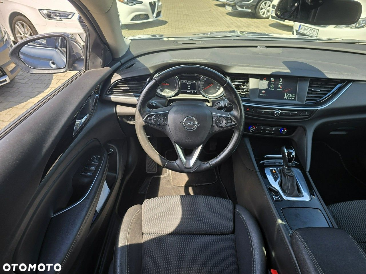 Opel Insignia - 21