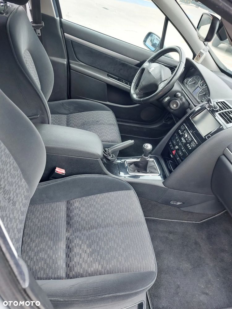 Peugeot 407 2.0 Premium Navtech - 14