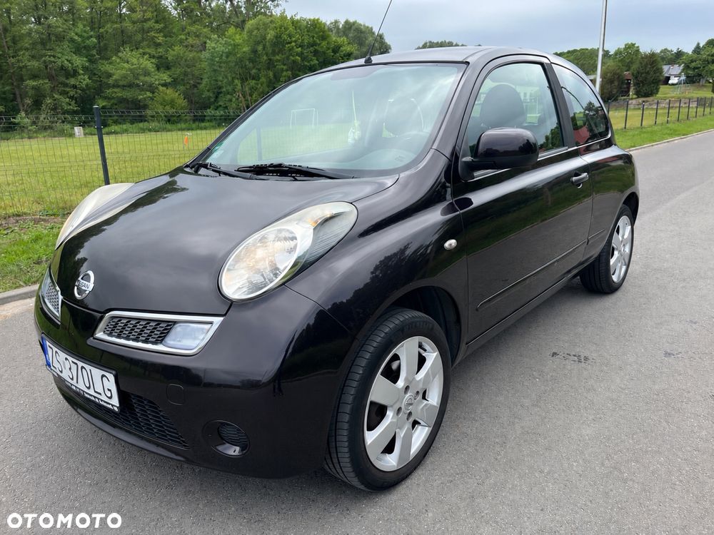 Nissan Micra - 1