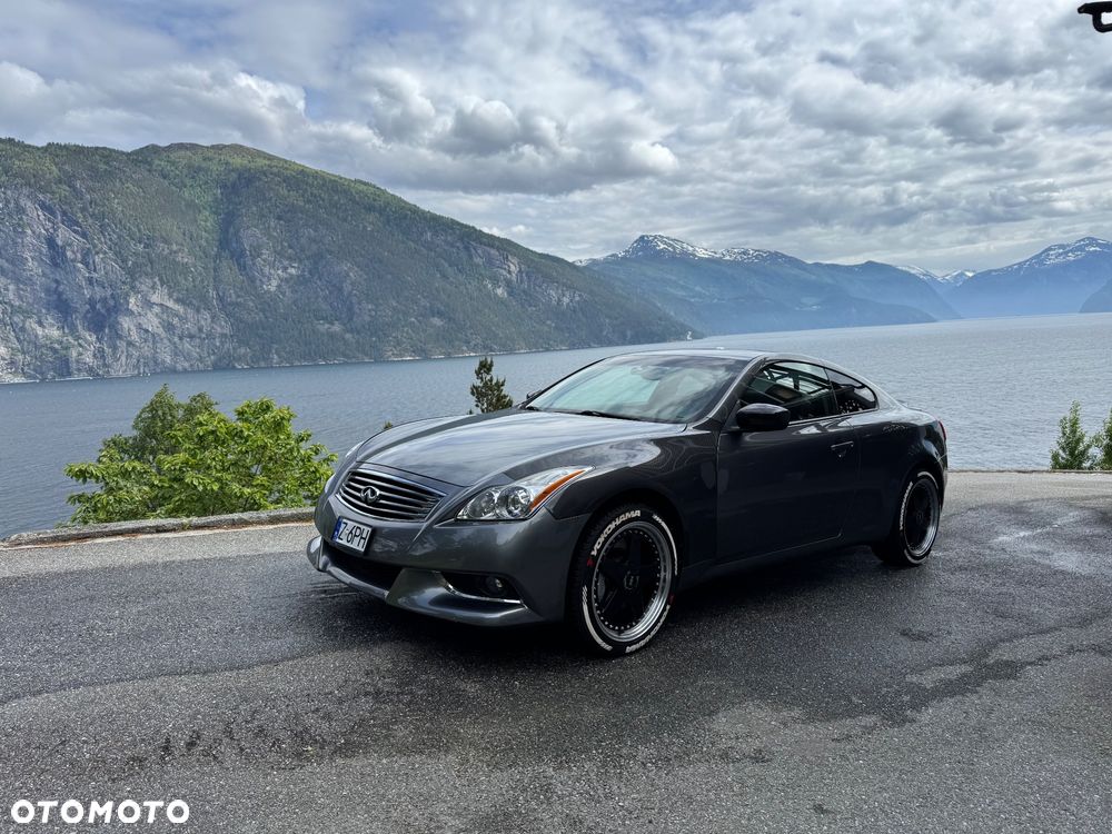 Infiniti G G37 - 1