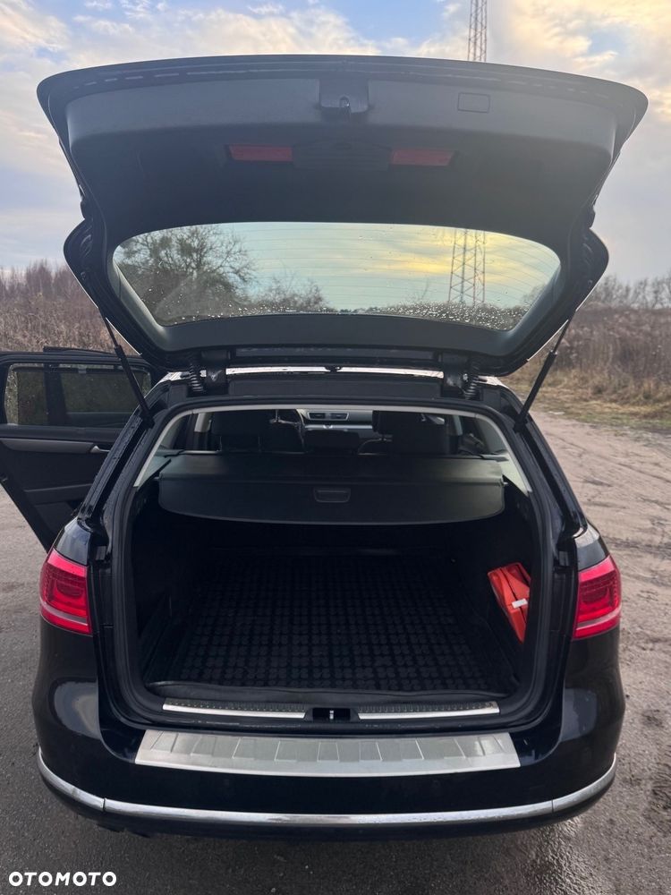 Volkswagen Passat 2.0 TDI Comfortline - 9