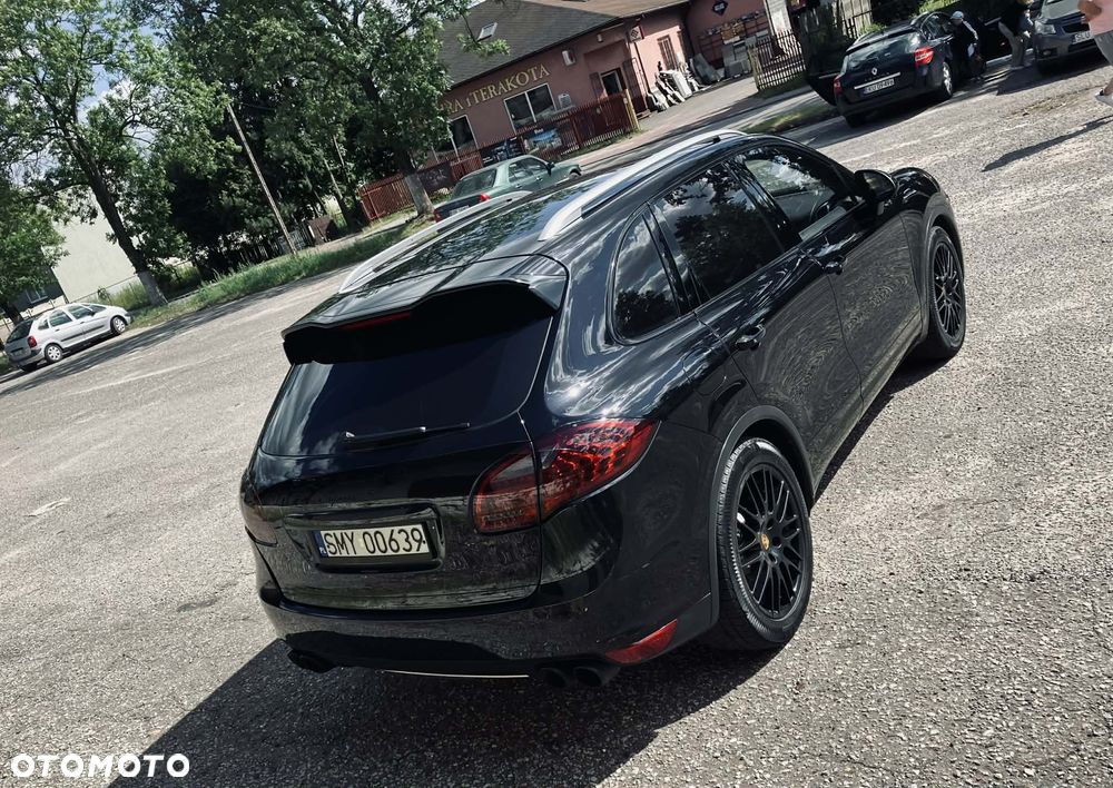 Porsche Cayenne - 10
