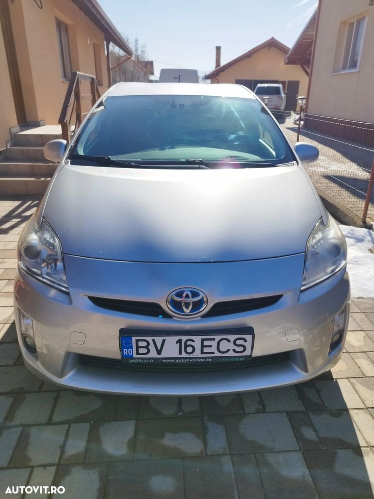 Toyota Prius (Hybrid) Executive - 1