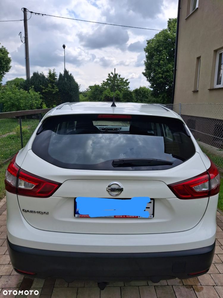 Nissan Qashqai 1.2 DIG-T Visia EU6 - 8