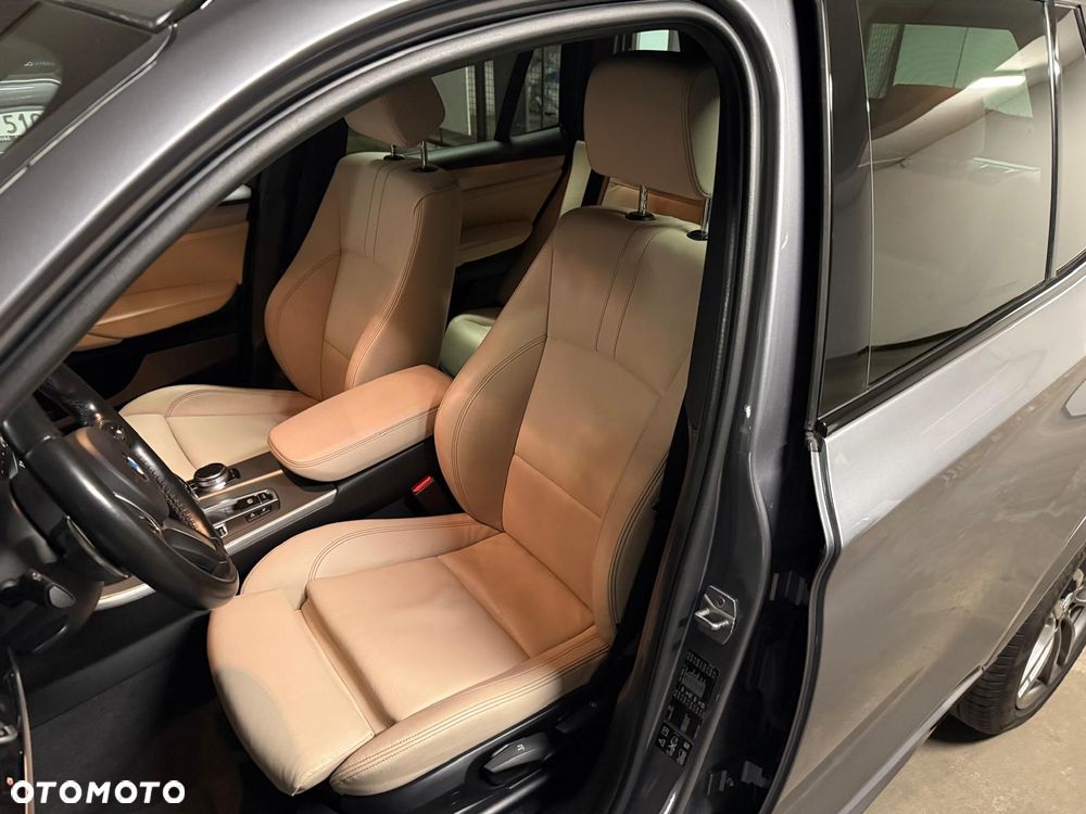 BMW X3 xDrive20d - 14