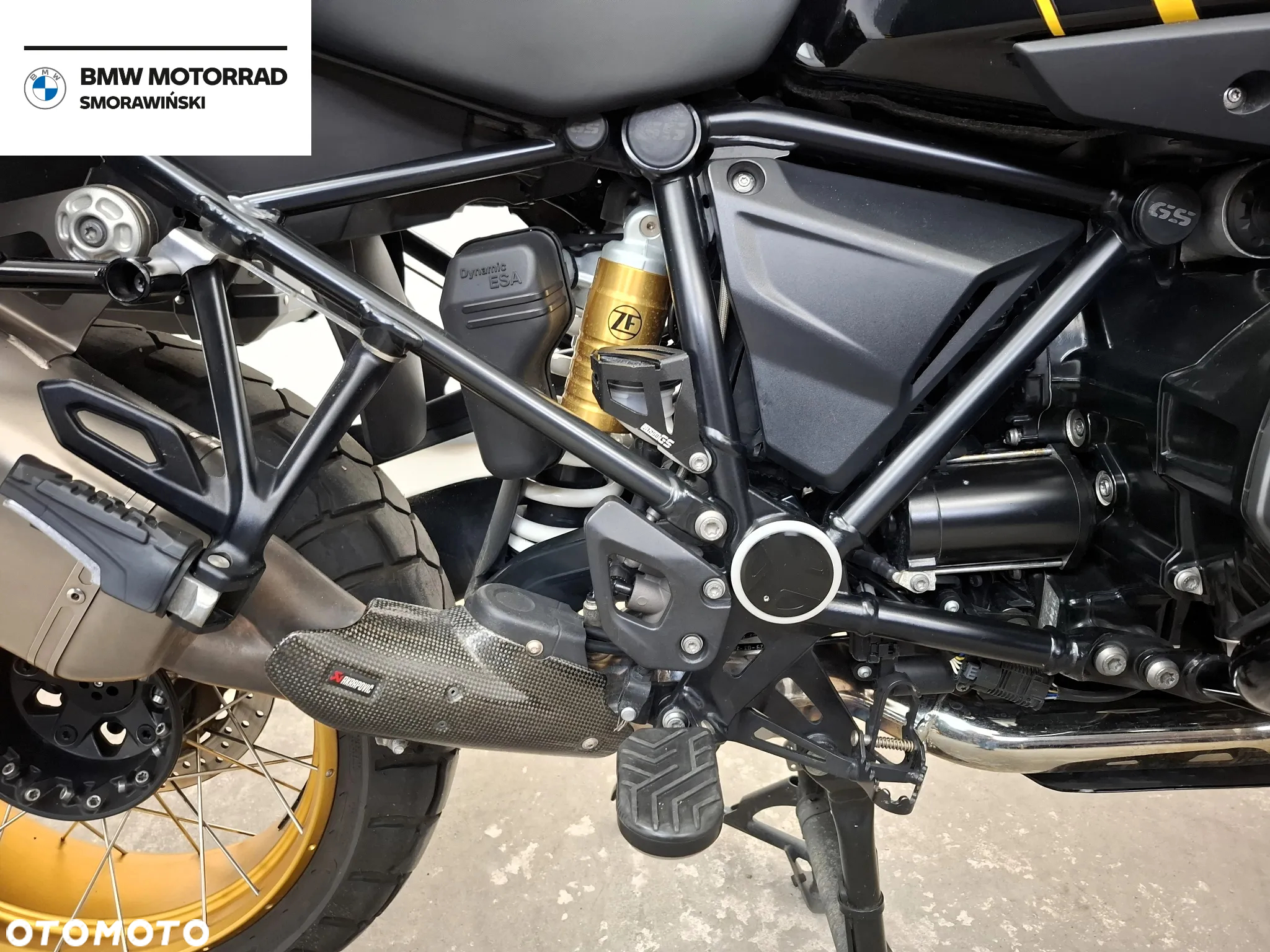 BMW R - 19