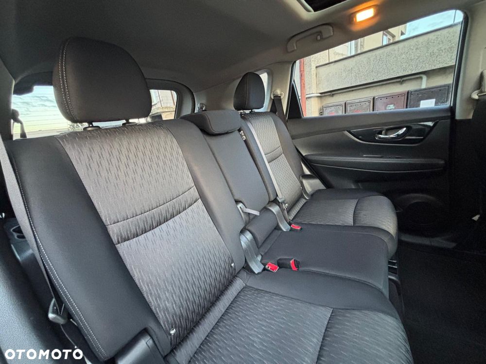 Nissan X-Trail 1.6 DCi Tekna 2WD 7os - 30
