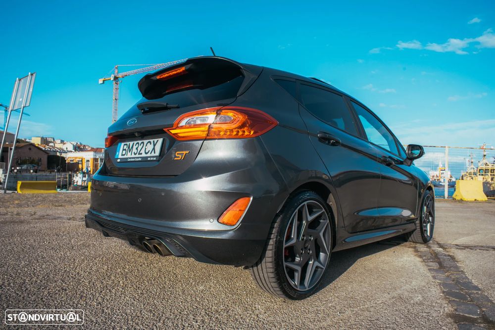 Ford Fiesta 1.5 EcoBoost S&S ST X - 15