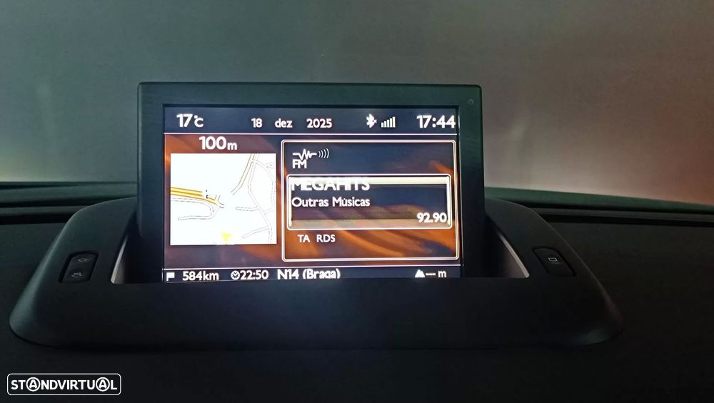 Peugeot 3008 1.2 PureTech Allure - 28