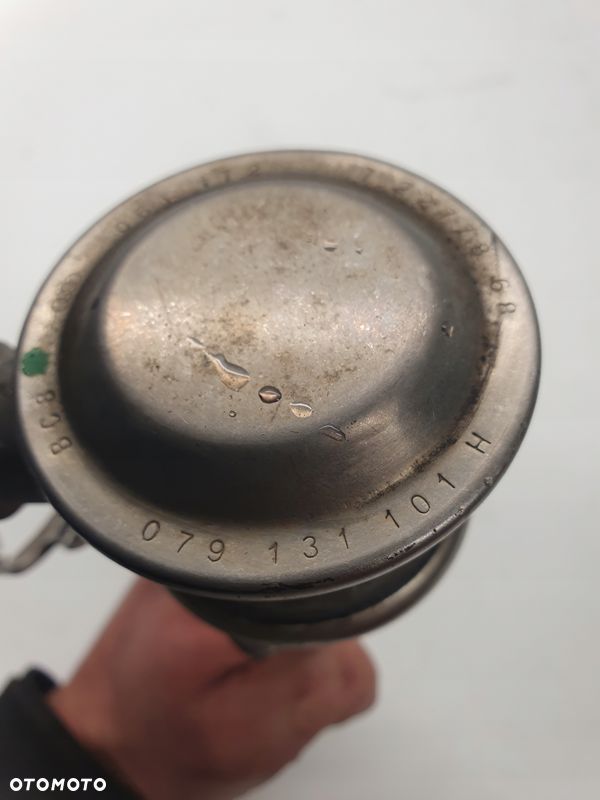 ZAWÓR EGR PRAWY AUDI A6 C6 A8 4.2 BVJ 079131101H - 3