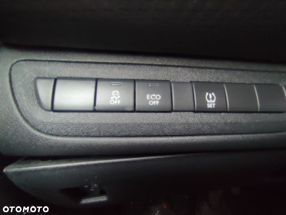 Peugeot 2008 e-HDi FAP 92 STOP & START Business-Line - 19