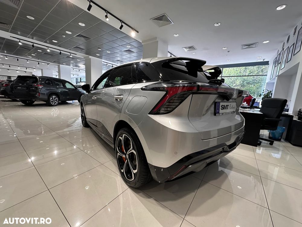 MG MG4 EV 64 kWh XPower - 4