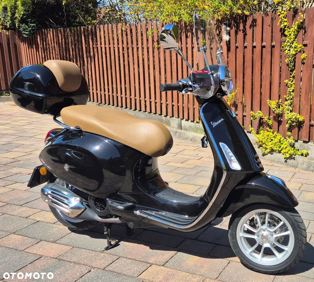Piaggio Vespa - 1