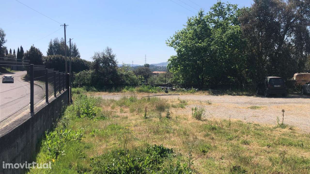 Terreno industrial com construção - Grande imagem: 5/9