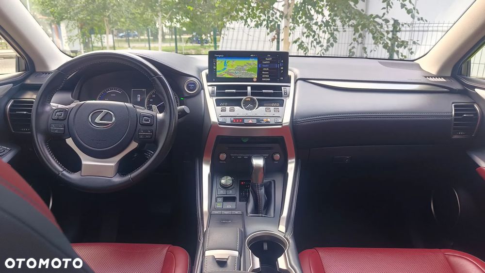Lexus NX - 8